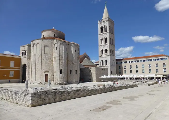 With Pool Near Beautiful Sandy - By Traveler Tourist Agency Krk - Id 2506 Privlaka (Zadar)