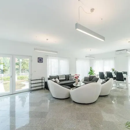 With Pool Near Beautiful Sandy - By Traveler Tourist Agency Krk - Id 2506 Villa *