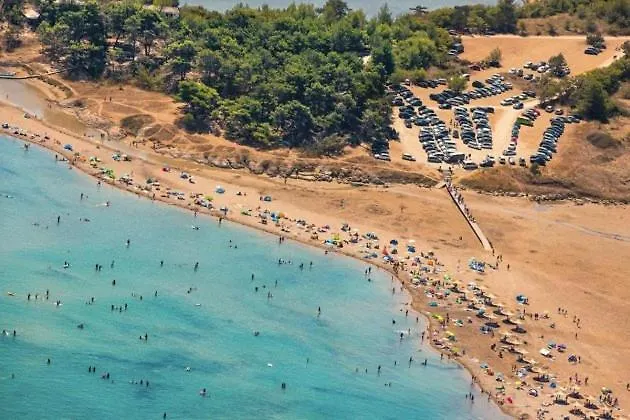 Villa With Pool Near Beautiful Sandy - By Traveler Tourist Agency Krk - Id 2506